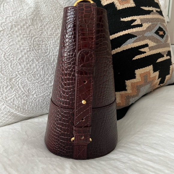 NWOT Sézane Gary Bag in Chocolate Crocodile Print - Picture 2 of 11